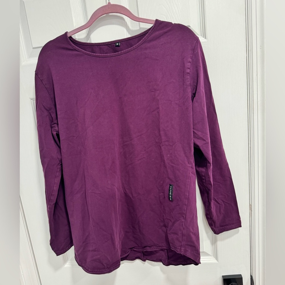 Alphalete long sleeve shirt